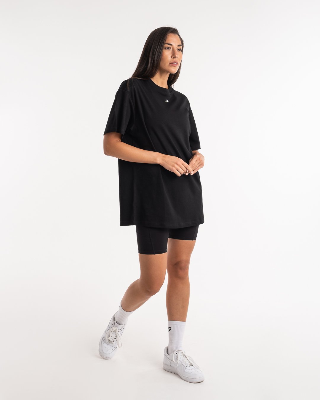 Women's Oversized Strike T-Shirt - Black | BOXRAW