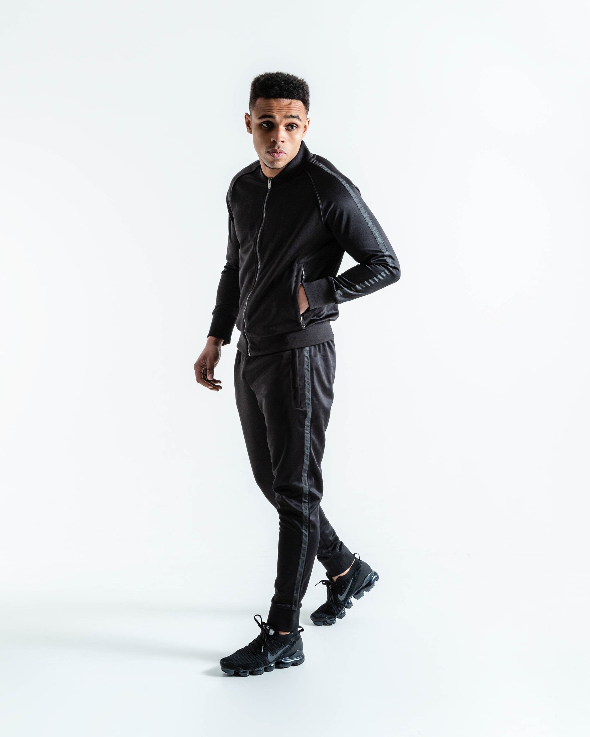 Whitaker Jacket - Black | BOXRAW