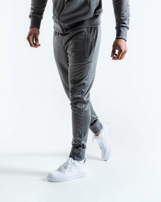 Whitaker Bottoms - Gun | BOXRAW